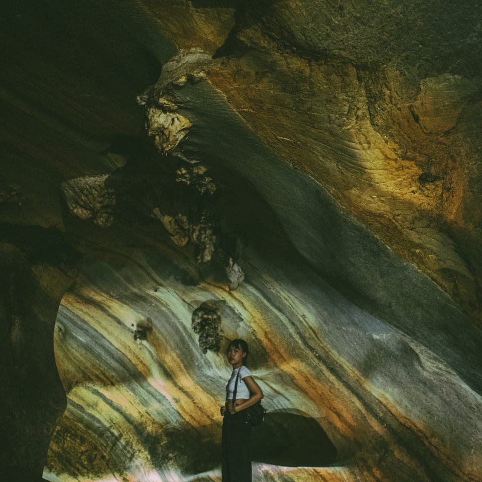 Private Day Tour: Rainbow Cave, Rose Garden & Mae Sa Waterfall 1