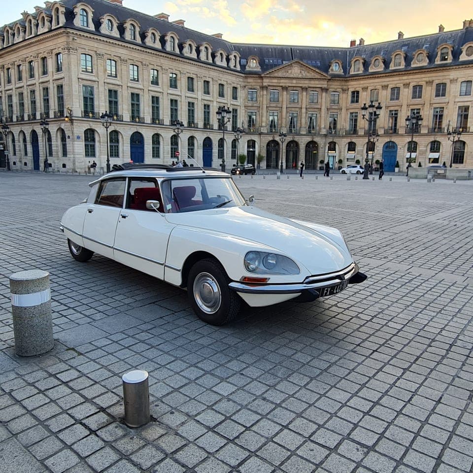 Paris City Tour Citroen DS Vintage 1