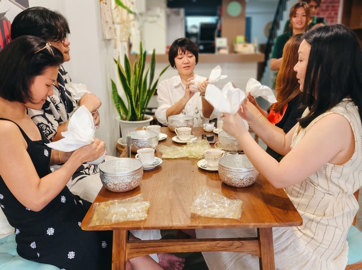 Integrated Herbal Journey : Thai Herbal Inhaler, Herbal Tea & Herbal Massage Ball Workshop